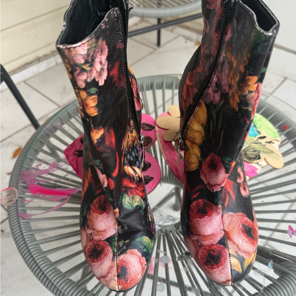 Diba Floral Ankle Boots - Black and Pink